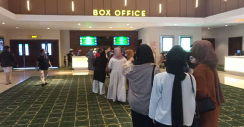 Nonton Film di Bioskop Jadi Pilihan Sebagian Warga Batam Isi Liburan Lebaran 2022